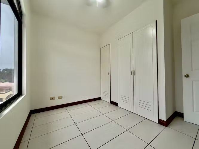 Casa en Condominio 290m2 3 habitaciones Geroma Rohrmoser - Imagen 11