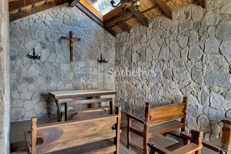 132 Hectáreas junto al Volcán Poás, con Casa y Capilla - Imagen 15