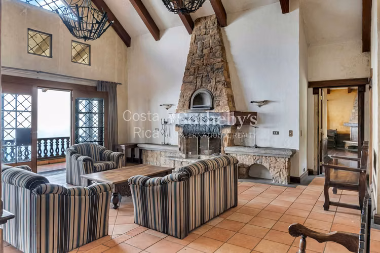 132 Hectáreas junto al Volcán Poás, con Casa y Capilla - Imagen 11