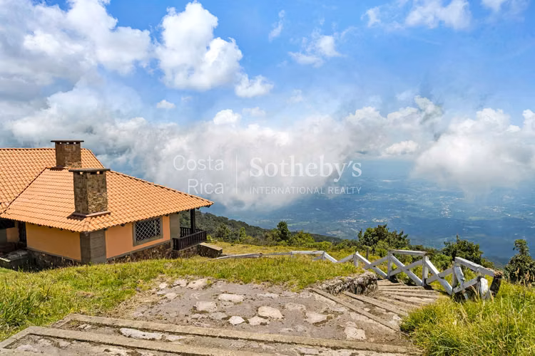 132 Hectáreas junto al Volcán Poás, con Casa y Capilla - Imagen 16