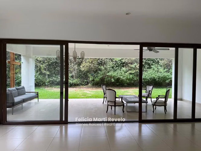 ALQUILER Casa en Condominio Los Laureles – Escazú - Imagen 4
