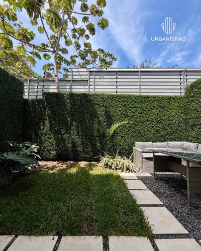 Oportunidad alquiler casa Bali Guachipelin Escazú 2 habs + sala de tv línea blanca incluida patio - Imagen 5