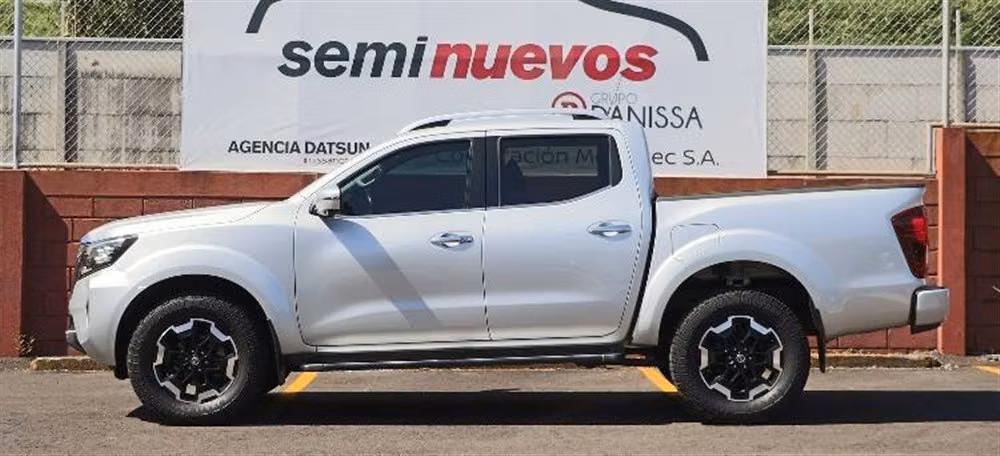 NISSAN FRONTIER 2021 MANUAL DIESEL GRIS