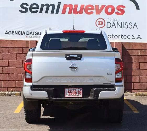 NISSAN FRONTIER 2021 MANUAL DIESEL GRIS