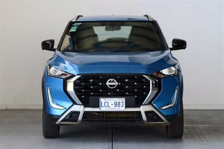 NISSAN MAGNITE 2025 MANUAL GASOLINA AZUL