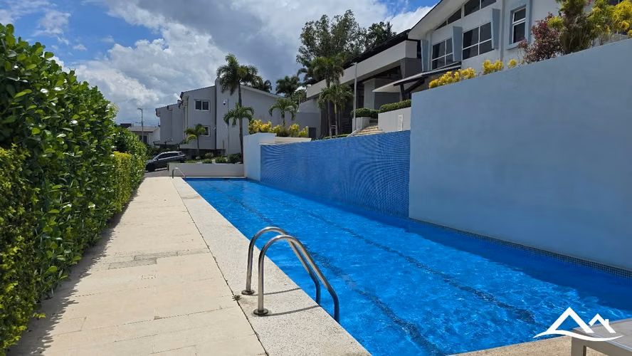 Se vende casa en Guachipelin de Escazú