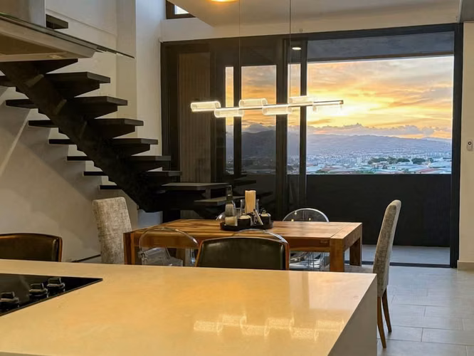 VENTA DE APARTAMENTO AMOBLADO EN ESCAZU VILLAGE PARA INVERSIÓN - Imagen 5