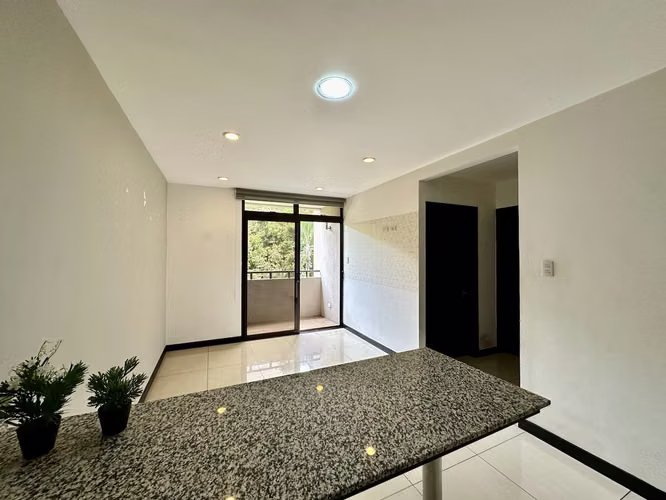 ALQUILER DE APARTAMENTO EN CONDOMINIO EN POZOS DE SANTA ANA - Imagen 4