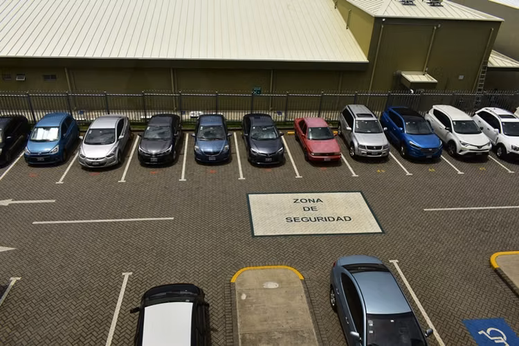 Oficinas en alquiler en Escazú Guachipelín  | Ideal para oficinas ID 255 - Imagen 18