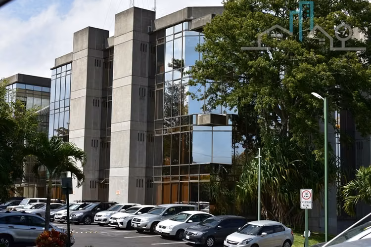 Rental offices in San José  In oficentro ID 258