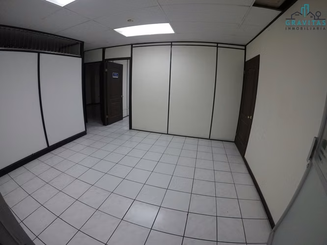 Oficinas en alquiler en San Pedro Torre | Incluye mantenimiento ID 144 - Imagen 14