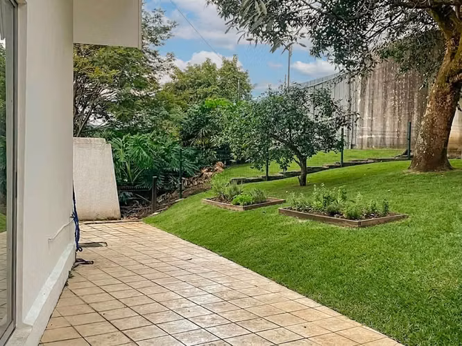 ALQUILER DE AMPLIA PROPIEDAD EN SABANA OESTE | IDEAL PARA OFICINAS O RESIDENCIA - Imagen 14