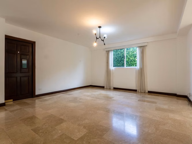 VENTA DE CASA EN VALLE DEL SOL - Imagen 6