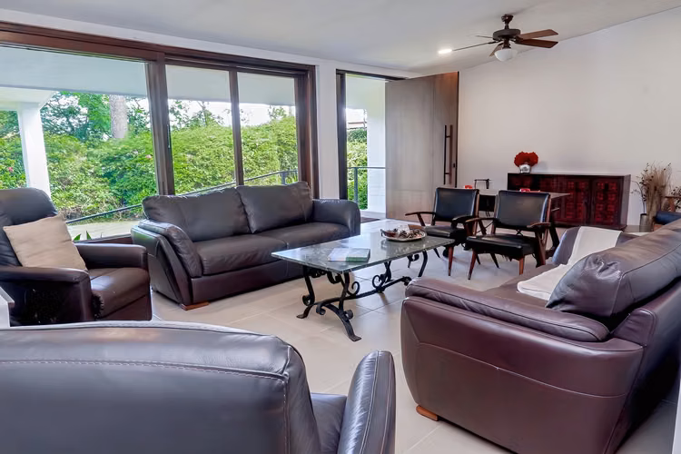Venta de Casa de una sola planta en Salitral, Santa Ana