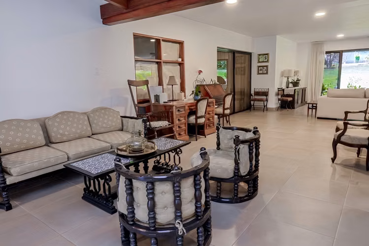 Venta de Casa de una sola planta en Salitral, Santa Ana