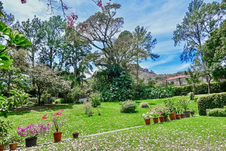 Venta de Casa de una sola planta en Salitral, Santa Ana