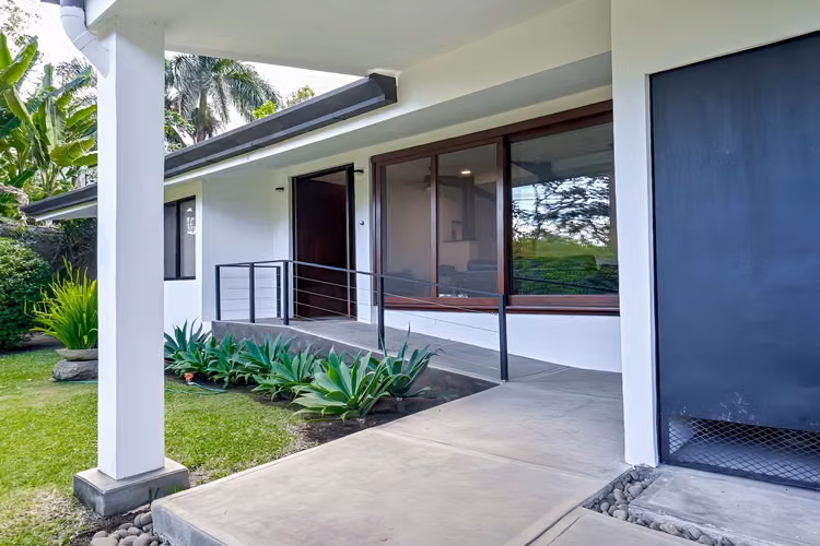 Venta de Casa de una sola planta en Salitral, Santa Ana