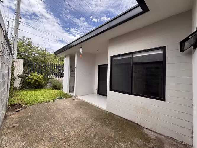 Venta de casa de una planta en condominio, Lindora, Santa Ana - Imagen 11