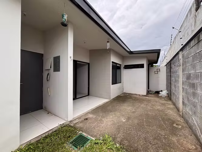 Venta de casa de una planta en condominio, Lindora, Santa Ana - Imagen 13
