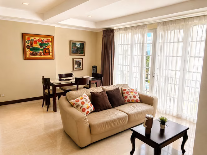 Amplio apartamento en alquiler, en Cortijo Los Laureles. - Imagen 2
