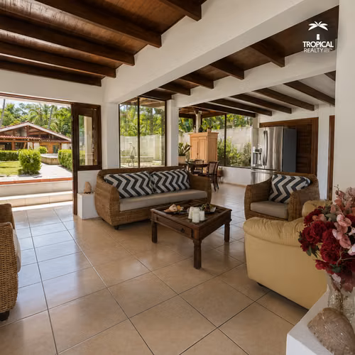 CASA FRENTE AL MAR CON PISCINA Y BUNGALÓ INDEPENDIENTE EN PLAYA TIVIVES - Imagen 6