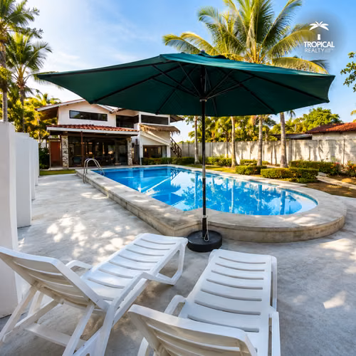 CASA FRENTE AL MAR CON PISCINA Y BUNGALÓ INDEPENDIENTE EN PLAYA TIVIVES - Imagen 19