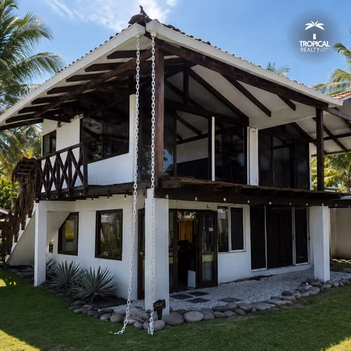 CASA FRENTE AL MAR CON PISCINA Y BUNGALÓ INDEPENDIENTE EN PLAYA TIVIVES - Imagen 16