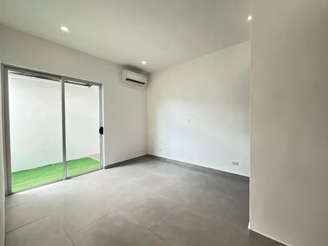 Villa en la playa en Jacó