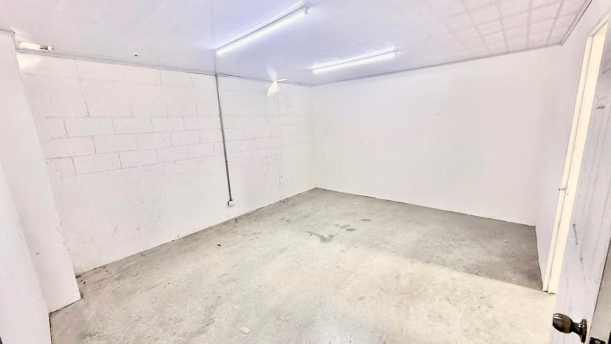 Bodega en alquiler en Paseo Colon - Complejo de bodegas - Imagen 2