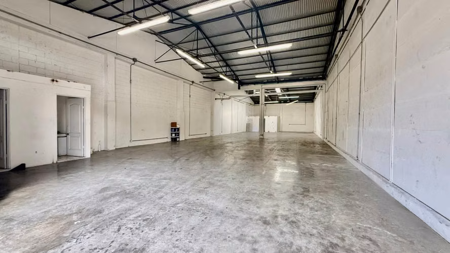 Bodega en alquiler en Paseo Colon - Complejo de bodegas - Imagen 9