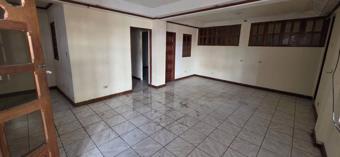 SE VENDE EDIFICIO EN TIBAS CENTRO  PARA REMODELAR 4 PLANTAS