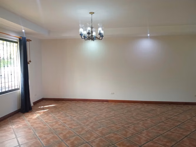 CASA EN ESCAZÚ - JABONCILLOS - Imagen 17