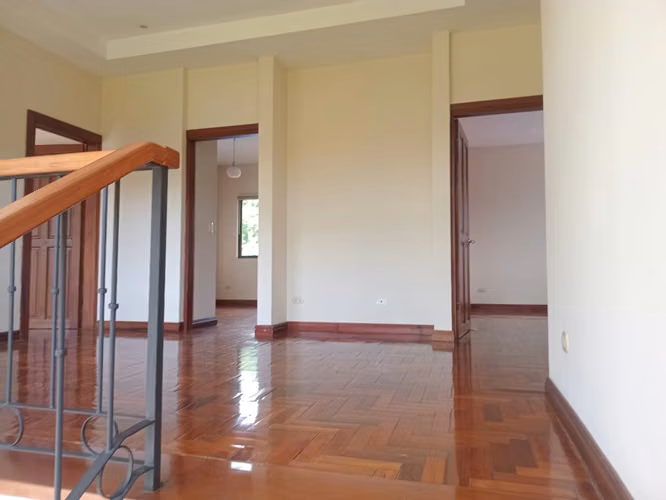 CASA EN ESCAZÚ - JABONCILLOS - Imagen 15