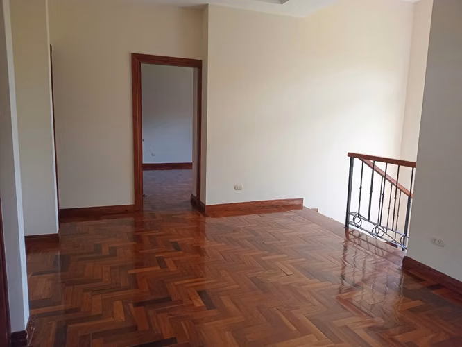 CASA EN ESCAZÚ - JABONCILLOS - Imagen 7