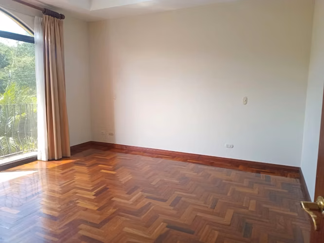 CASA EN ESCAZÚ - JABONCILLOS - Imagen 9