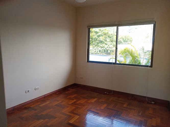 CASA EN ESCAZÚ - JABONCILLOS - Imagen 13