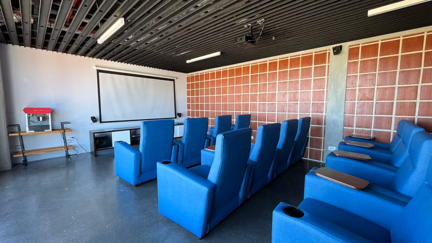 SE Alquila. La Sabana. Linda vista y cada habitacion con su baño. - Imagen 14