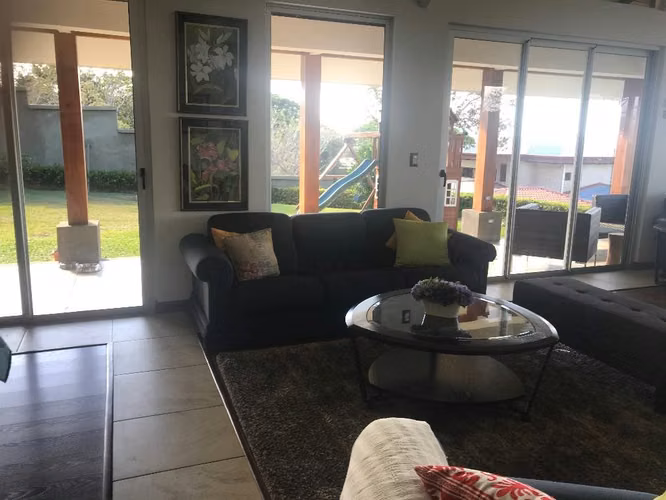 Bella propiedad en Condominio, Brasil de Mora, San José - Imagen 5