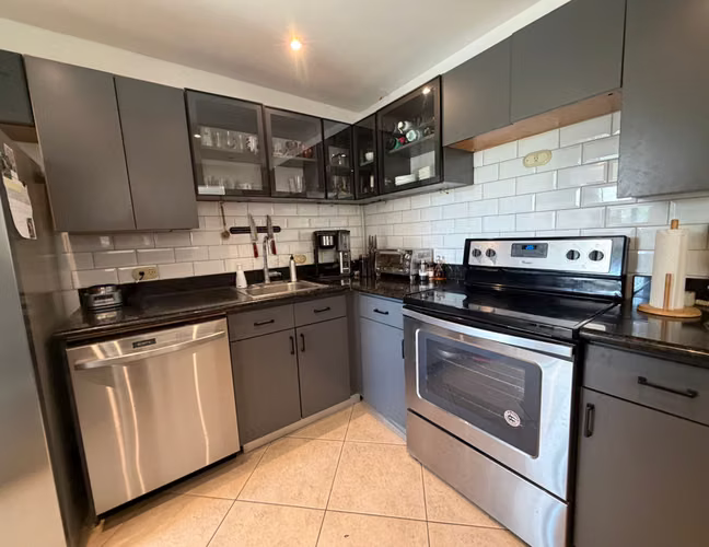 Venta Amplio Apartamento en Condominio La Alhambra - Imagen 5