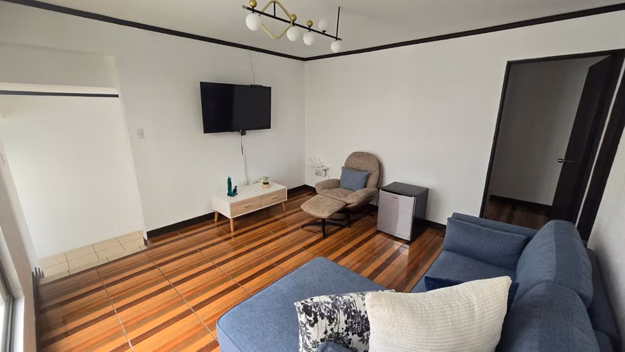 Casa Esquinera en Residencial El Cedral (ID 42854 ) - Imagen 3