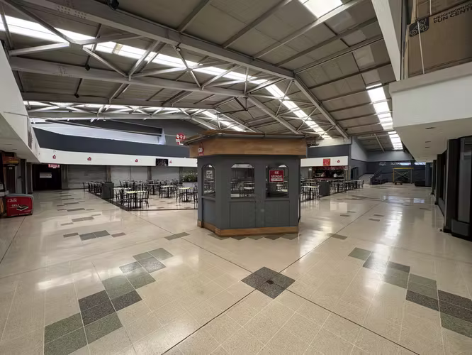 Venta quiosco en Alajuela | Frente Food Court | Ideal Emprendimiento - Imagen 11