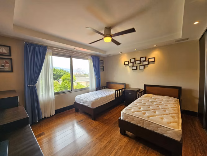 Casa Los Laureles - Imagen 2