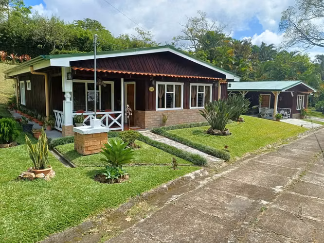 Casa de Montaña-Naturaleza, privacidad y excelente potencial de inversión