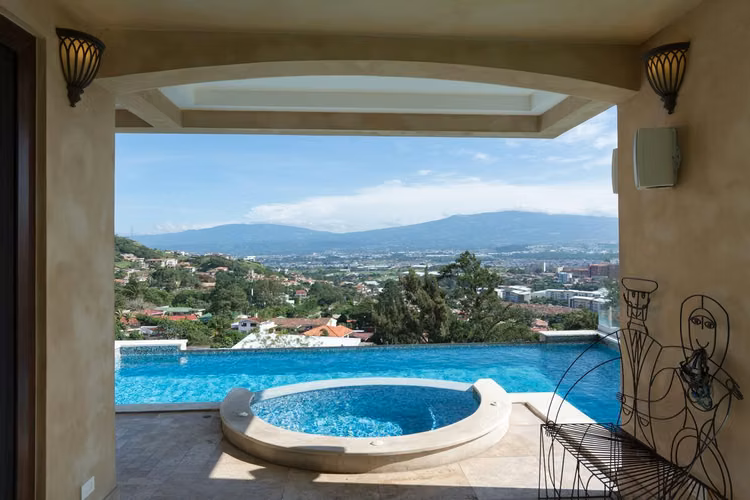 Mansion amoblada en venta Escazu - Imagen 17