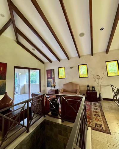 Propiedad Comercial y de lujo en venta Santa Ana - Imagen 6