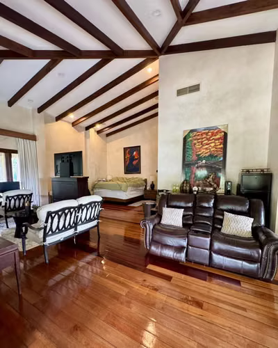 Propiedad Comercial y de lujo en venta Santa Ana - Imagen 4