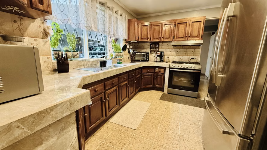 Venta Casa Independiente en Guayabos, Curridabat - Imagen 3