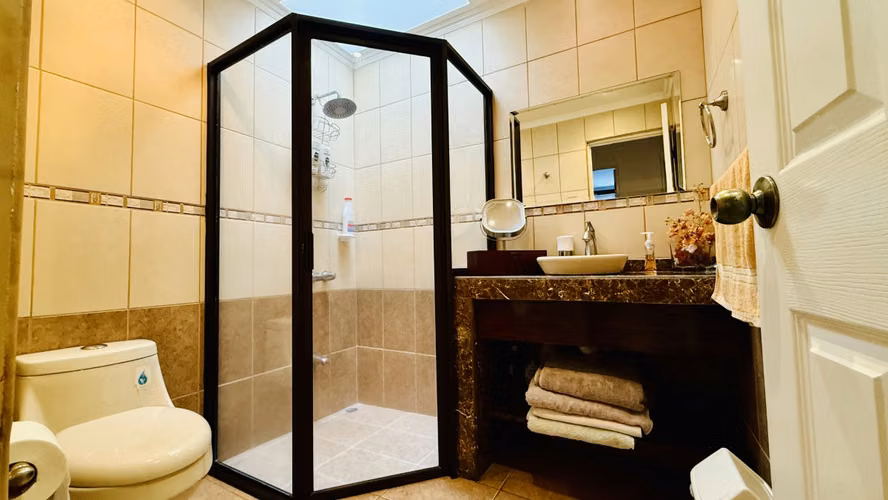 Venta Casa Independiente en Guayabos, Curridabat - Imagen 13