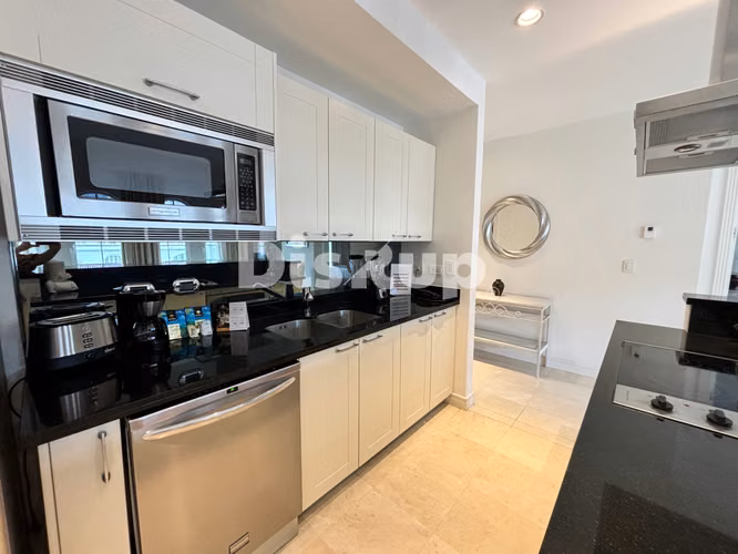Alquiler de apartamento de lujo amueblado. 1 hab. Cortijo Los Laureles, Escazú - Imagen 4