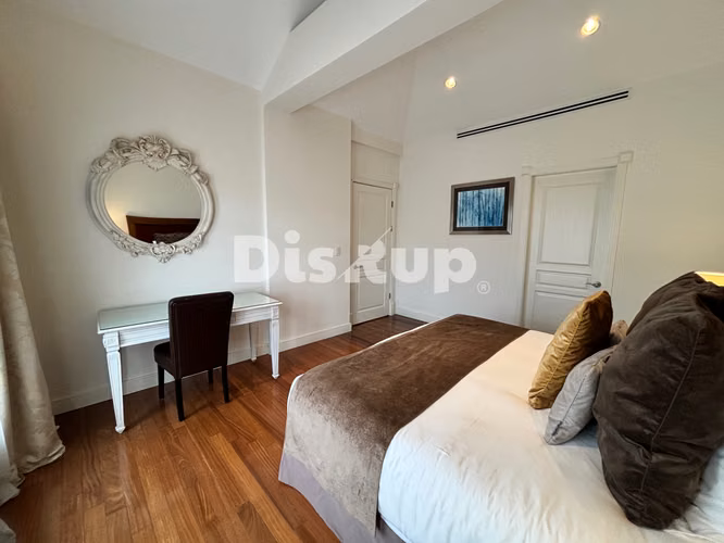 Alquiler de apartamento de lujo amueblado. 1 hab. Cortijo Los Laureles, Escazú - Imagen 11